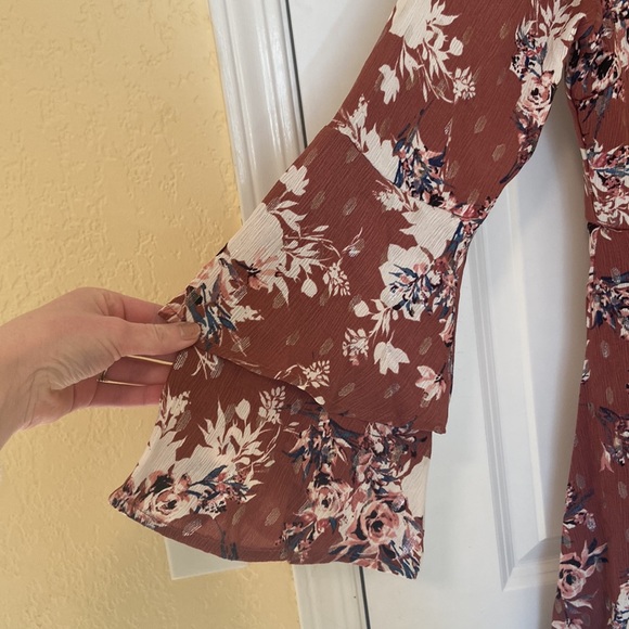 Autumn/Winter Bell Sleeve Mini Dress Size M - Picture 9 of 11